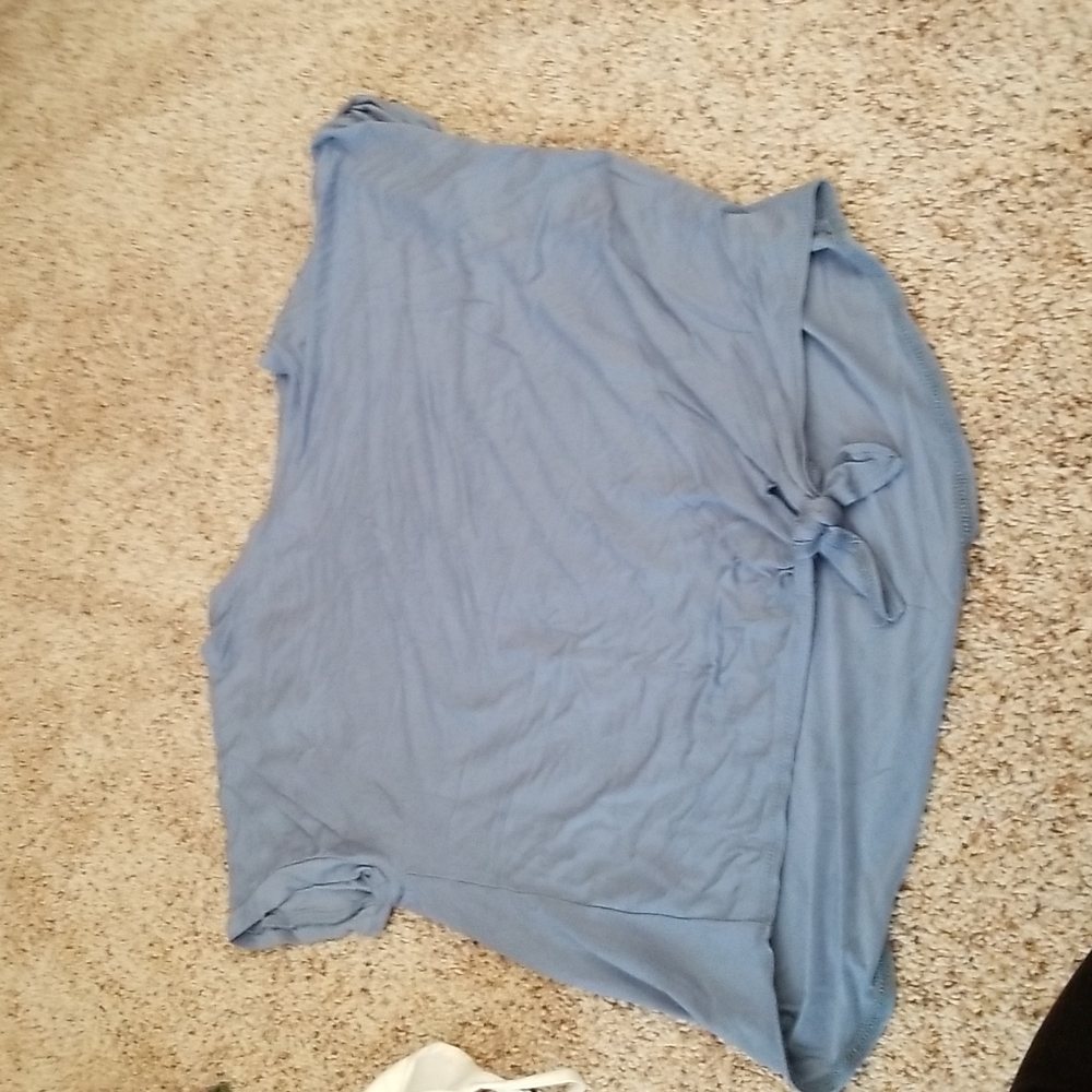 Tee shirt